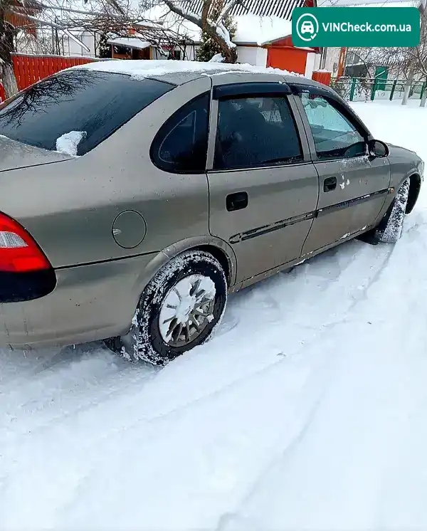 Opel Vectra 1996, фото з оголошення 1 з 6, VIN W0L000036T5059963