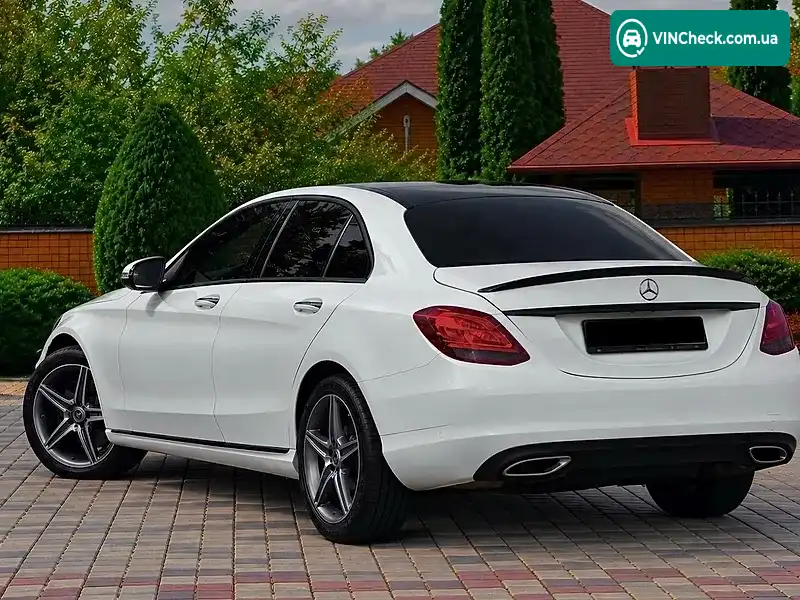 Mercedes-Benz C-Class 2018, фото з оголошення 2 з 9, VIN WDD2050661R467237