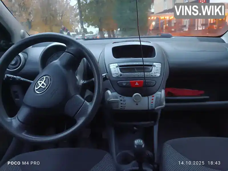 Toyota Aygo 2009, фото з оголошення 2 з 13, VIN JTDKP18C90N015897