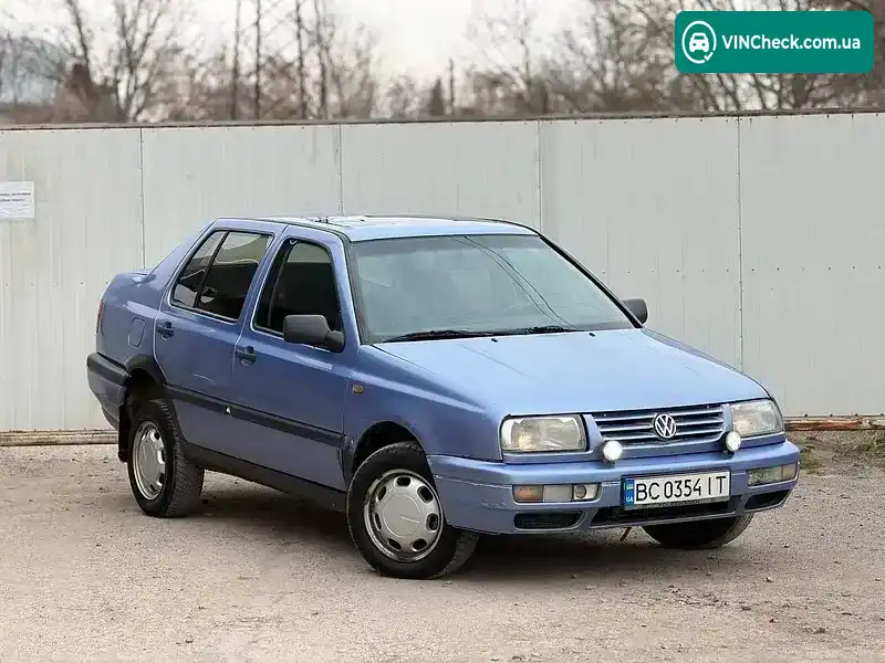 Volkswagen Vento 1993, фото з оголошення 1 з 19, VIN WVWZZZ1HZPW675908