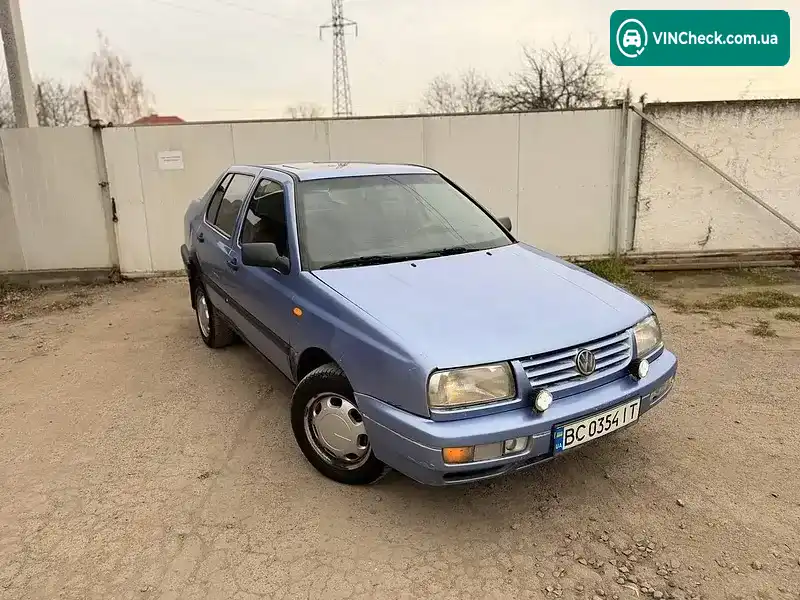 Volkswagen Vento 1993, фото з оголошення 2 з 19, VIN WVWZZZ1HZPW675908