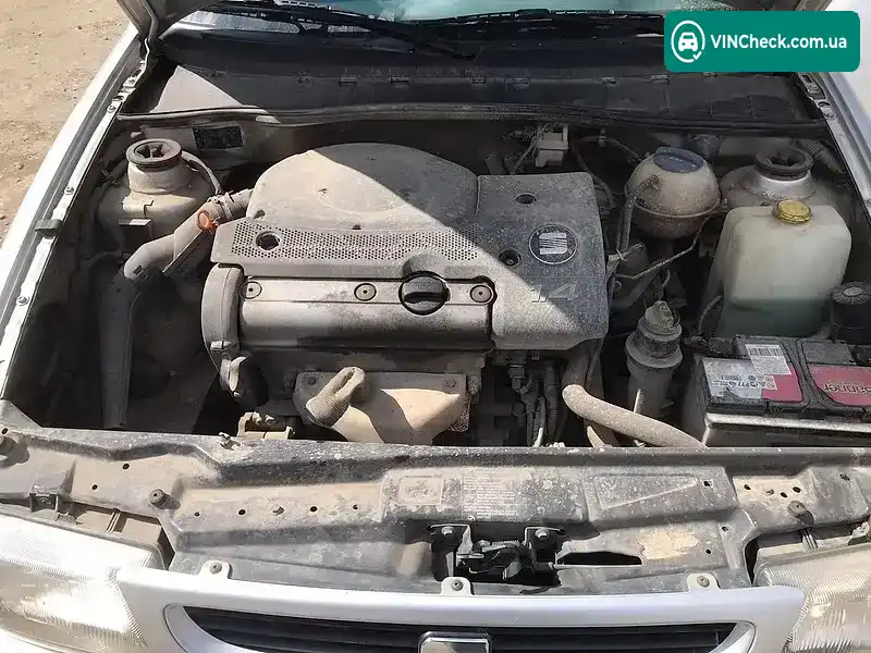 SEAT Ibiza 1999, фото з оголошення 2 з 12, VIN VSSZZZ6KZXR273928