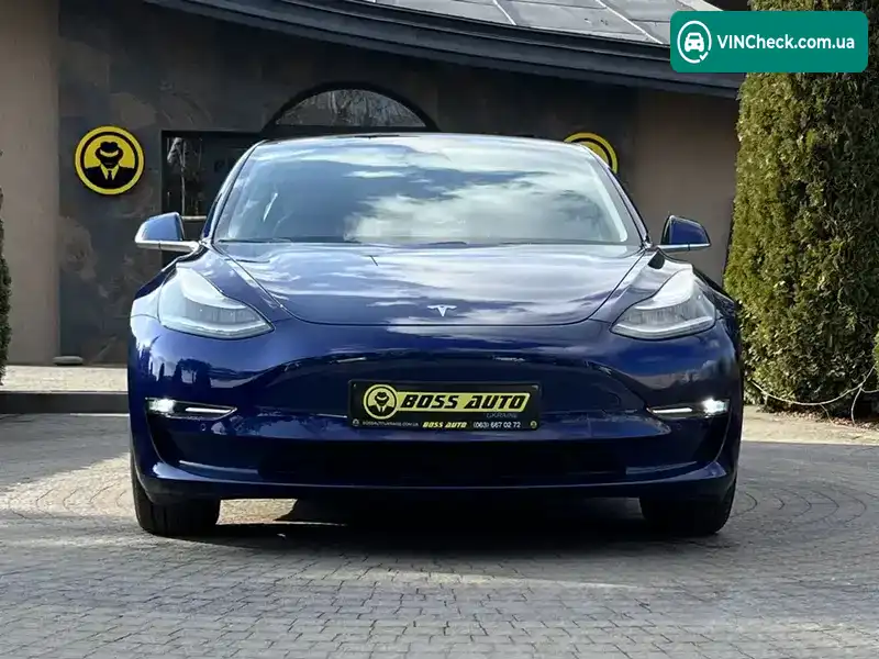 Tesla Model 3 2019, фото з оголошення 2 з 21, VIN 5YJ3E1EB3KF193747