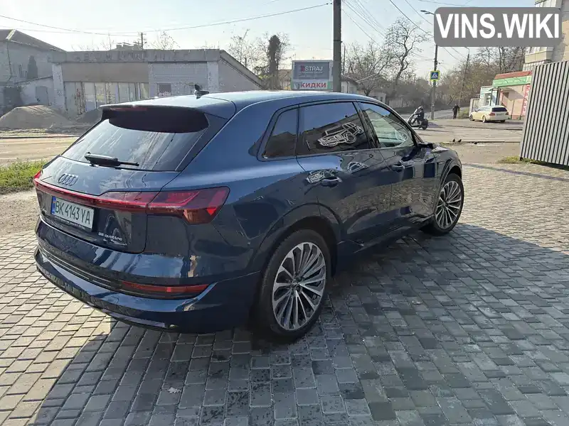 Audi e-tron 2019, фото з оголошення 2 з 18, VIN WAUZZZGE0KB015993