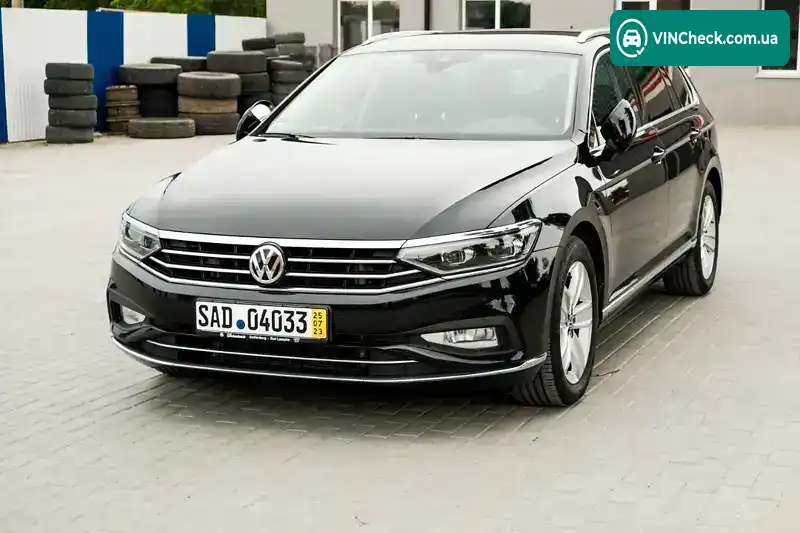Volkswagen Passat 2019, фото з оголошення 2 з 20, VIN WVWZZZ3CZLE028190