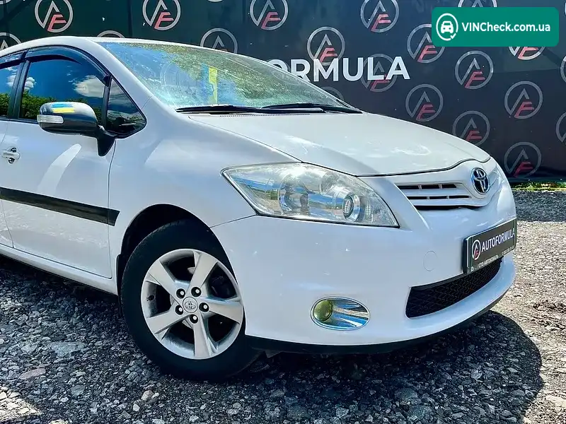 Toyota Auris 2012, фото з оголошення 2 з 20, VIN NMTKV56E00R098792