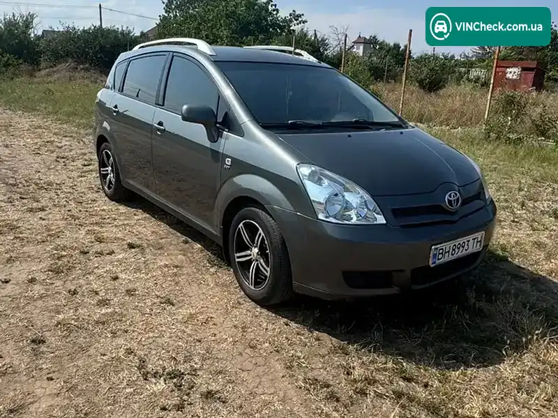 Toyota Corolla Verso 2005, фото з оголошення 1 з 15, VIN NMTER15R90R020493