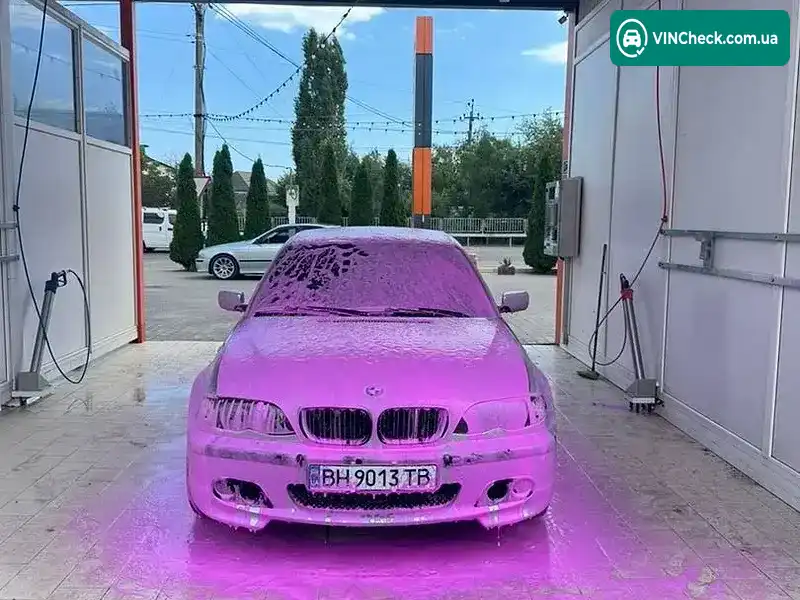 BMW 3 Series 2002, фото з оголошення 2 з 13, VIN WBAEV11030CG52945
