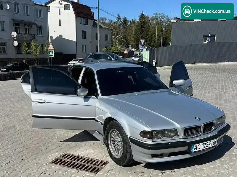 BMW 7 Series 2001, фото з оголошення 1 з 16, VIN WBAGE61050DN52116