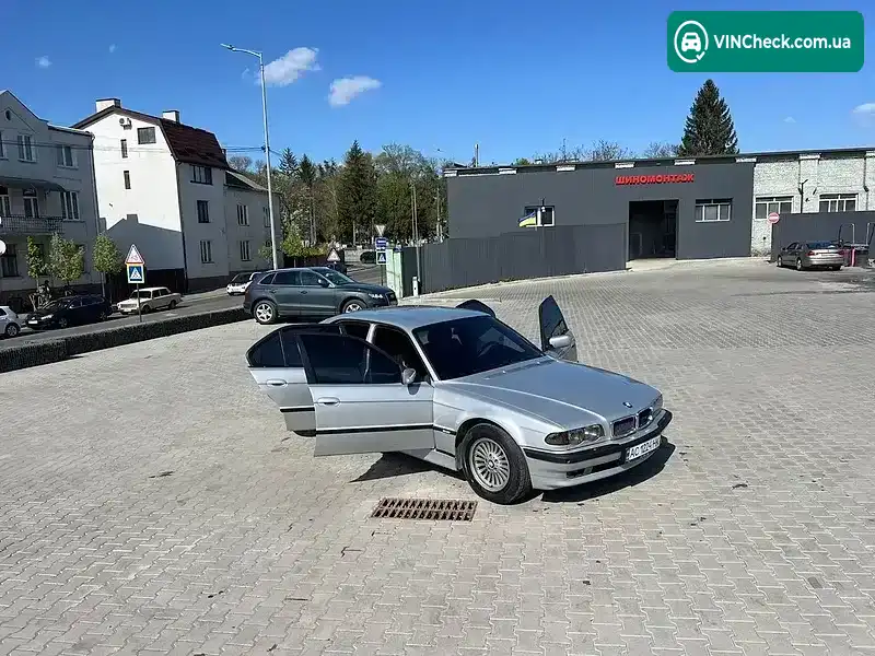BMW 7 Series 2001, фото з оголошення 2 з 16, VIN WBAGE61050DN52116