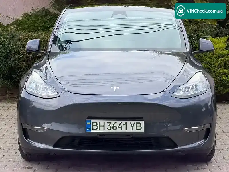 Tesla Model Y 2023, фото з оголошення 2 з 20, VIN 7SAYGDEF8PF682806