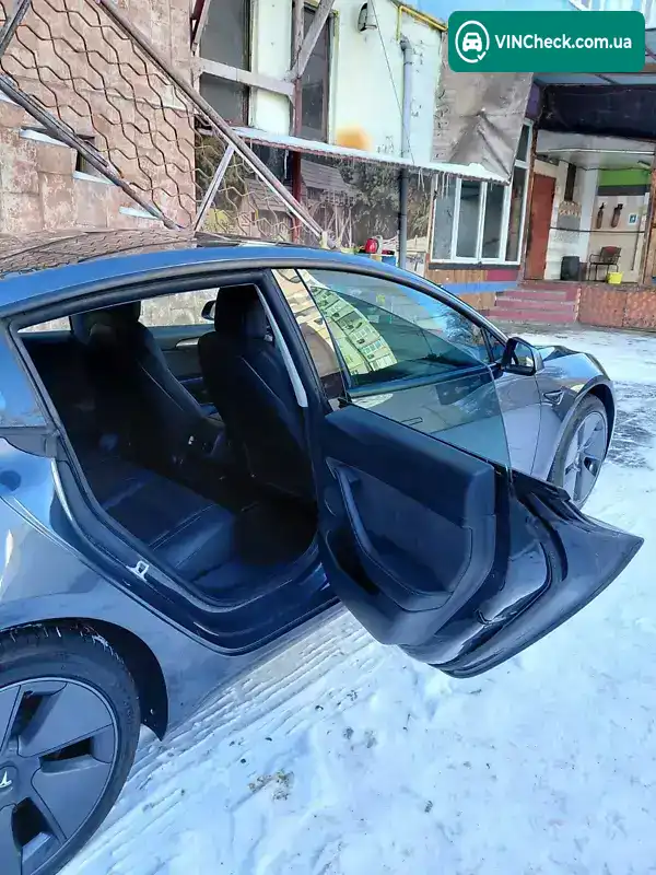 Tesla Model 3 2021, фото з оголошення 1 з 5, VIN 5YJ3E1EA1MF052590