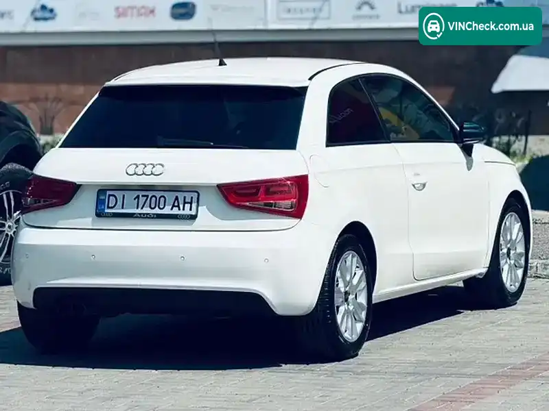 Audi A1 2011, фото з оголошення 2 з 10, VIN WAUZZZ8X7CB000974
