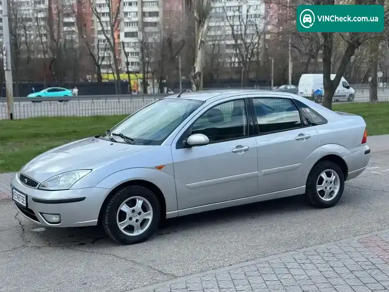 Ford Focus 2002, фото з оголошення 2 з 21, VIN WF0FXXWPDF2T33661