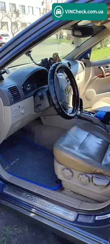 Kia Sorento 2003, фото з оголошення 1 з 11, VIN KNDJC733735030355