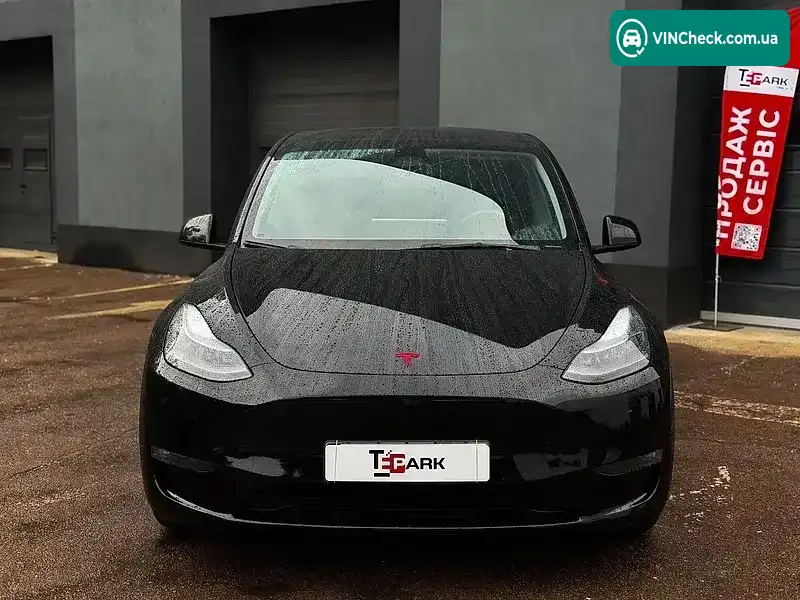 Tesla Model Y 2024, фото з оголошення 2 з 21, VIN 7SAYGDEF7RF064413