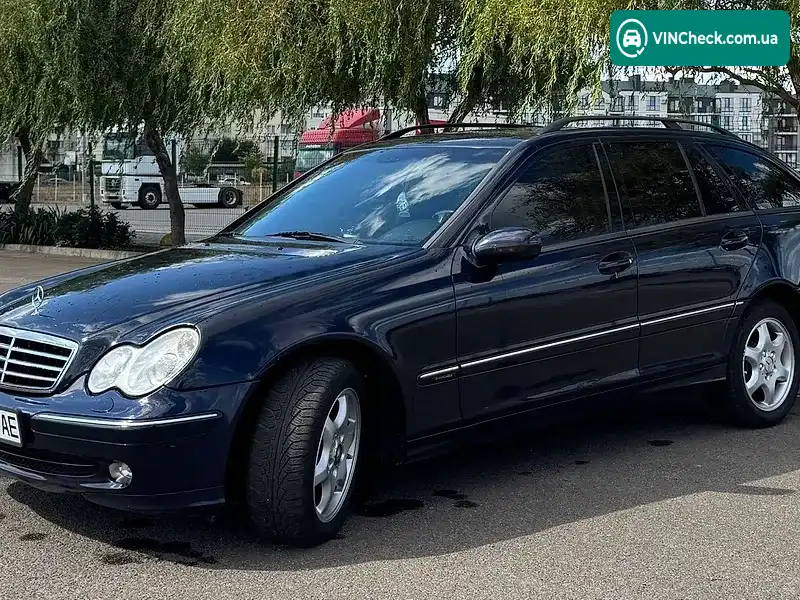 Mercedes-Benz C-Class 2002, фото з оголошення 2 з 9, VIN WDB2032161F366569