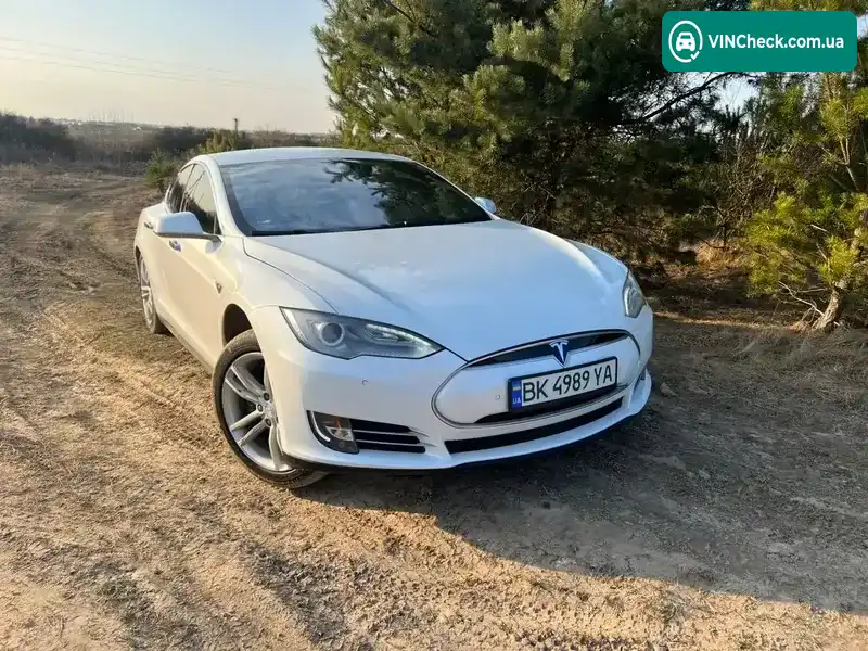 Tesla Model S 2015, фото з оголошення 1 з 21, VIN 5YJSA1H22FF082874