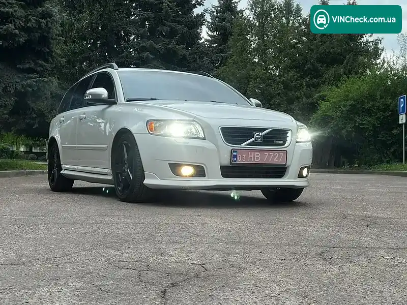 Volvo V50 2009, фото з оголошення 2 з 15, VIN YV1MW3852A2550960