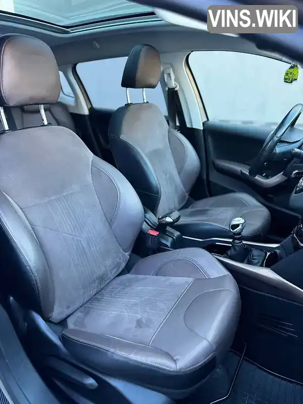 Peugeot 2008 2014, фото з оголошення 2 з 21, VIN VF3CU9HD8EY135198