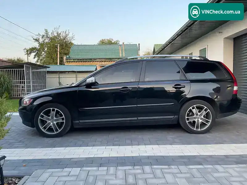 Volvo V50 2007, фото з оголошення 2 з 10, VIN YV1MW765272329070