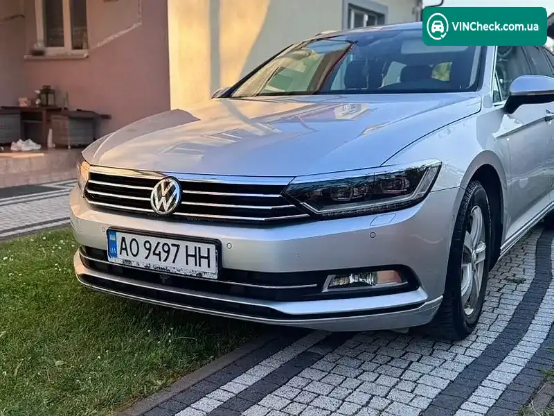 Volkswagen Passat 2018, фото з оголошення 2 з 20, VIN WVWZZZ3CZJE218182