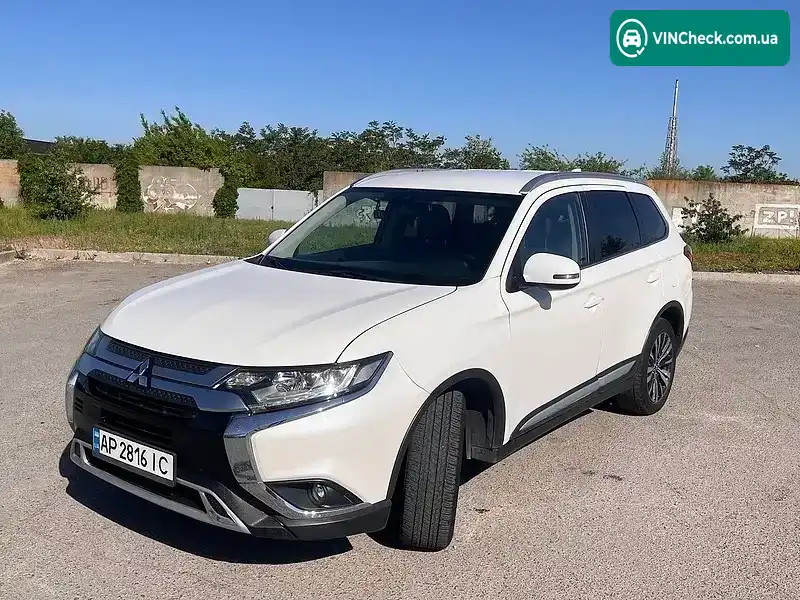 Mitsubishi Outlander 2019, фото з оголошення 1 з 21, VIN JA4AD3A31KZ036680