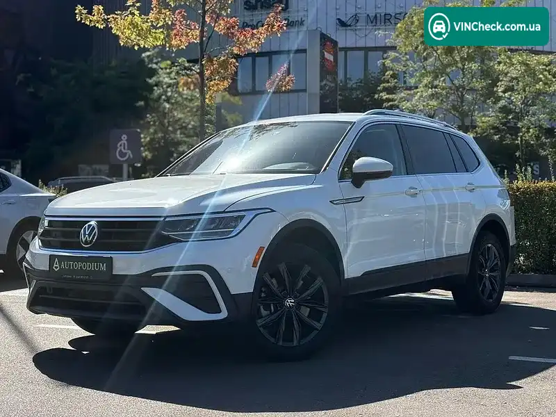 Volkswagen Tiguan 2023, фото з оголошення 1 з 20, VIN 3VV2B7AX9RM030651