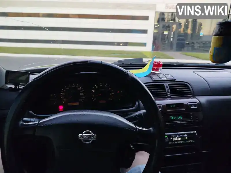 Nissan Maxima 1998, фото з оголошення 2 з 18, VIN JN1CAUA32U0063670