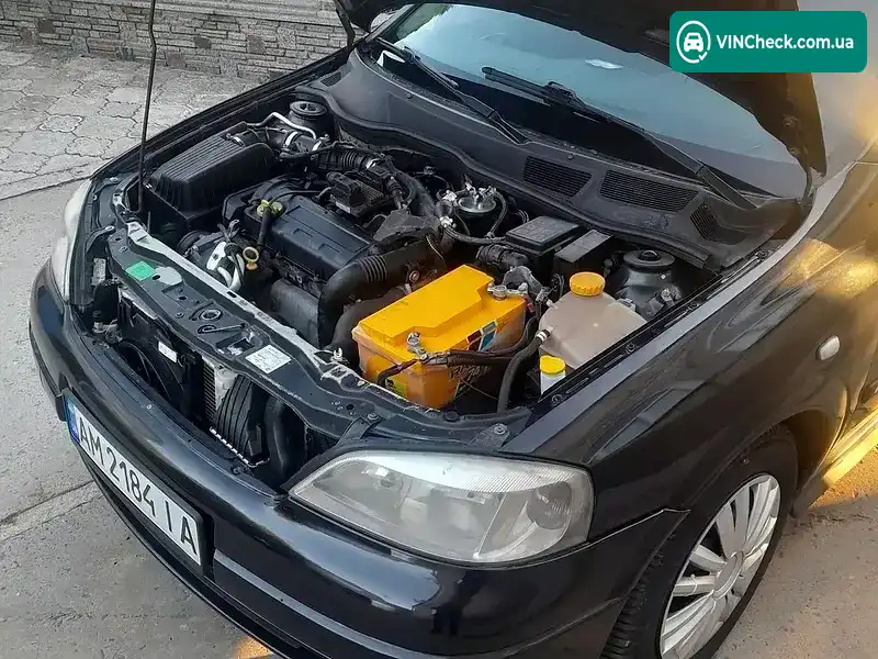 Opel Astra 2000, фото з оголошення 2 з 15, VIN W0L0TGF6915031407