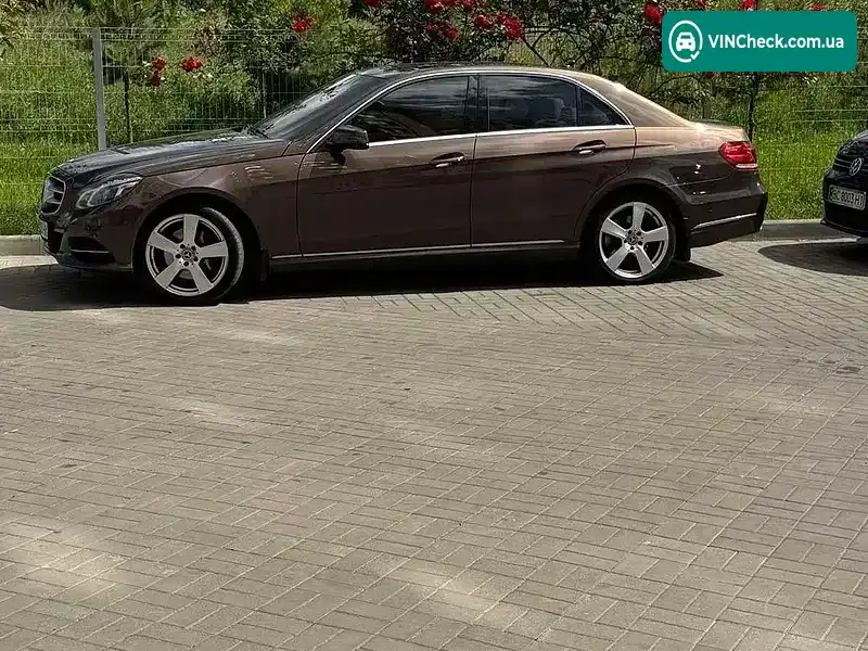 Mercedes-Benz E-Class 2013, фото з оголошення 1 з 9, VIN WDD2120031A916471