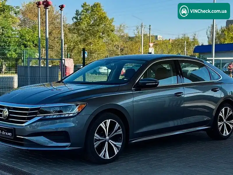 Volkswagen Passat 2021, фото з оголошення 1 з 13, VIN 1VWSA7A3XNC003403
