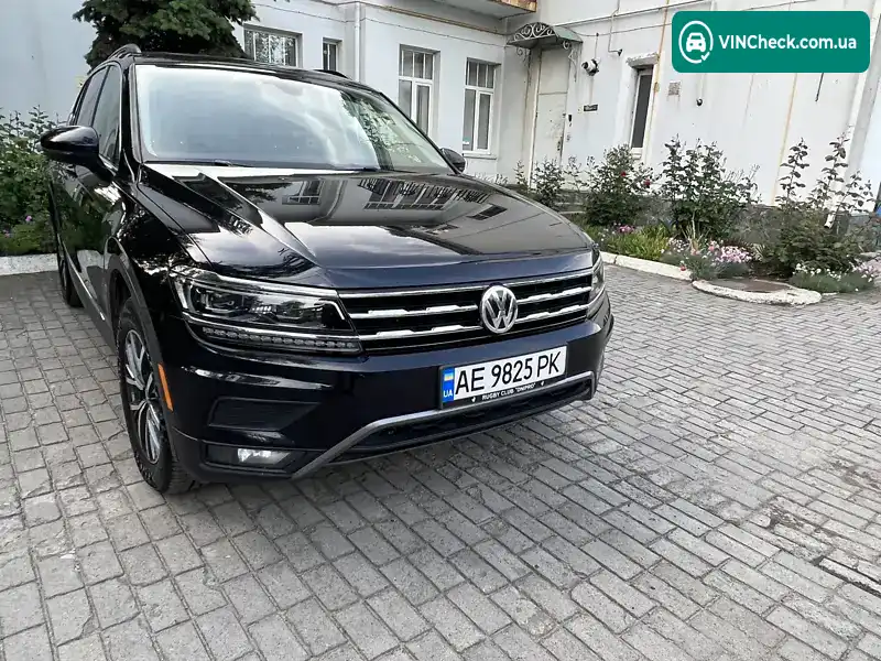 Volkswagen Tiguan 2019, фото з оголошення 1 з 18, VIN 3VV2B7AX7LM029991