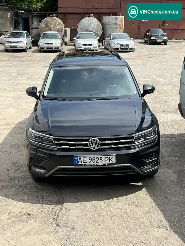 Volkswagen Tiguan 2019, фото з оголошення 2 з 18, VIN 3VV2B7AX7LM029991