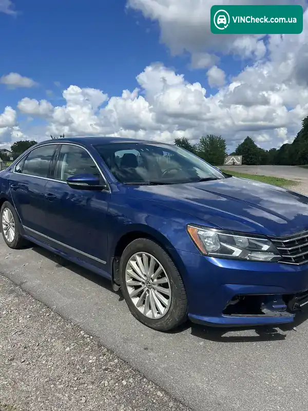 Volkswagen Passat 2016, фото з оголошення 2 з 7, VIN 1VWBT7A3XGC064134