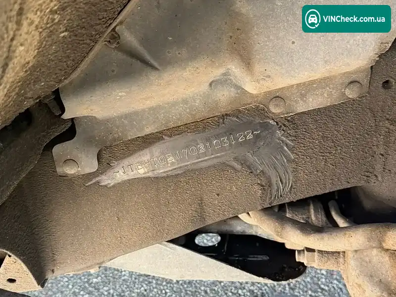Toyota Land Cruiser 2006, фото з оголошення 2 з 20, VIN JTEHT05J702103122
