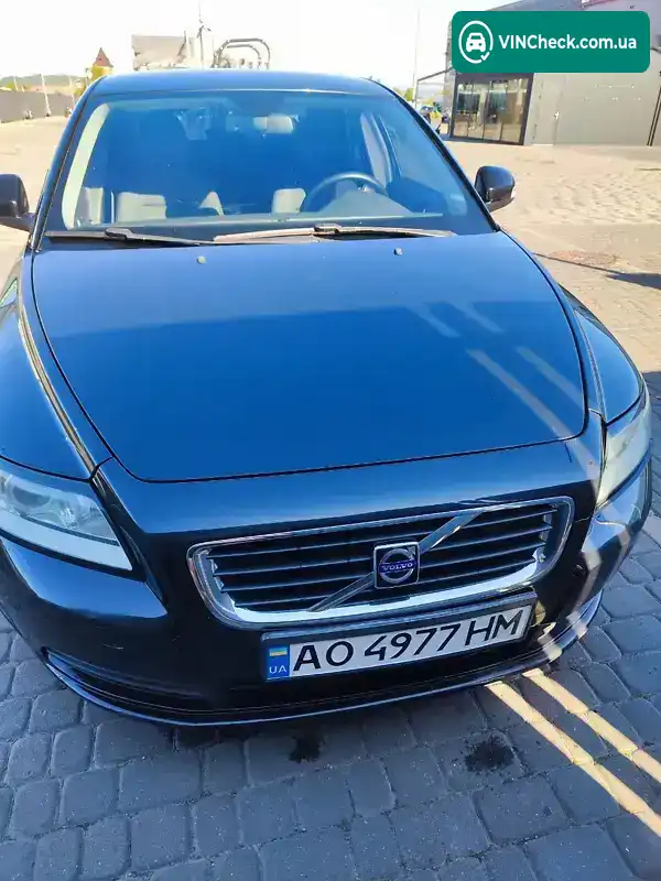 Volvo S40 2010, фото з оголошення 1 з 11, VIN YV1MS76F2A2512743