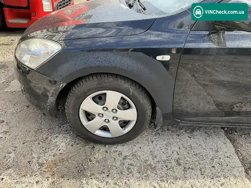 Kia Ceed 2008, фото з оголошення 1 з 8, VIN U5YFF24238L102388