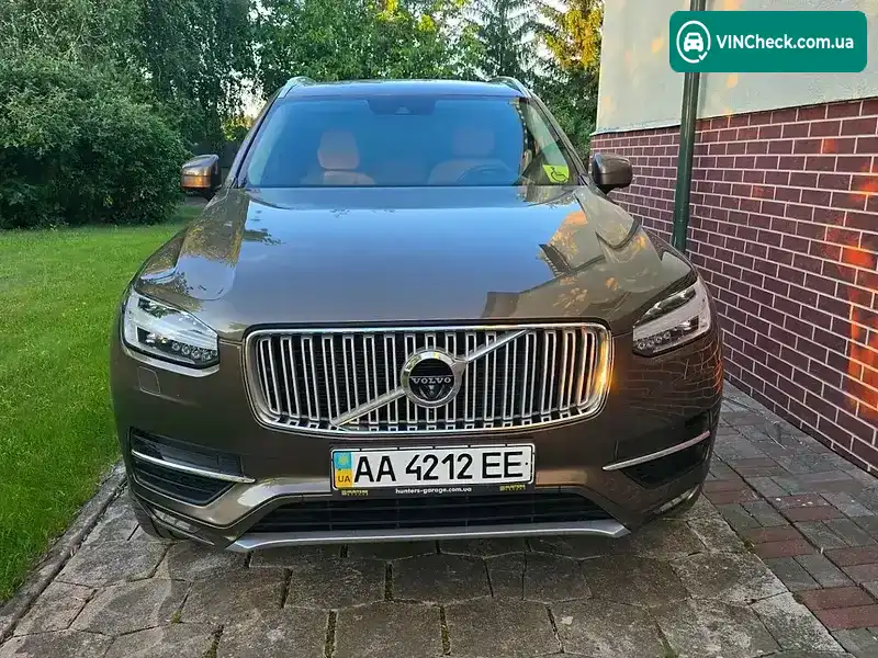 Volvo XC90 2016, фото з оголошення 2 з 7, VIN YV1LCA4BCG1088924