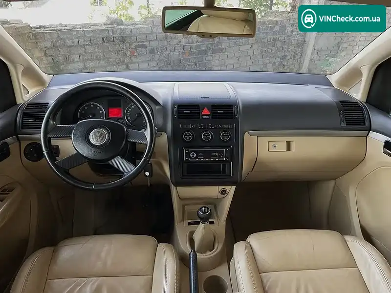 Volkswagen Touran 2005, фото з оголошення 2 з 20, VIN WVGZZZ1TZ5W191239