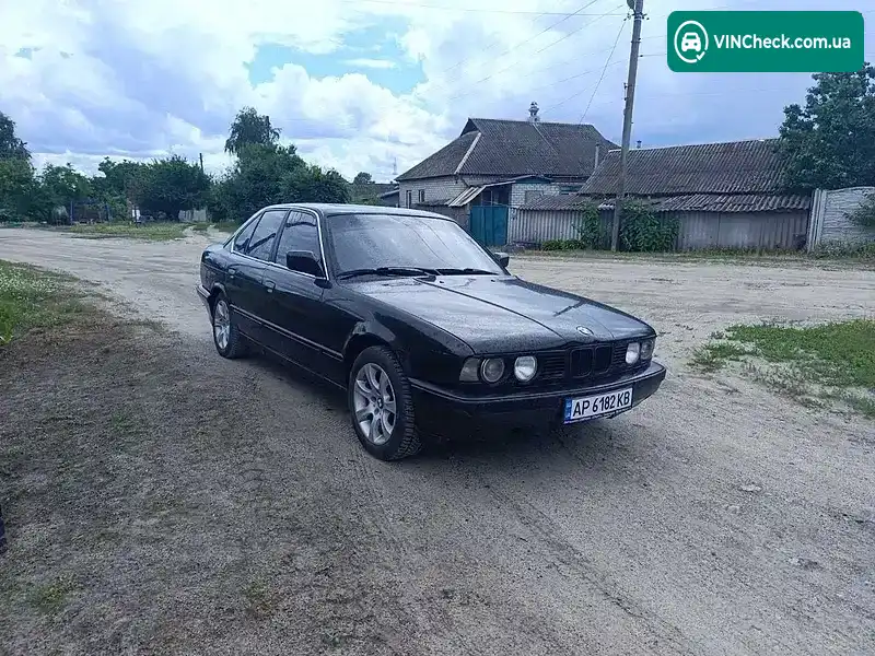 BMW 5 Series 1991, фото з оголошення 2 з 10, VIN WBAHB51010BD92158