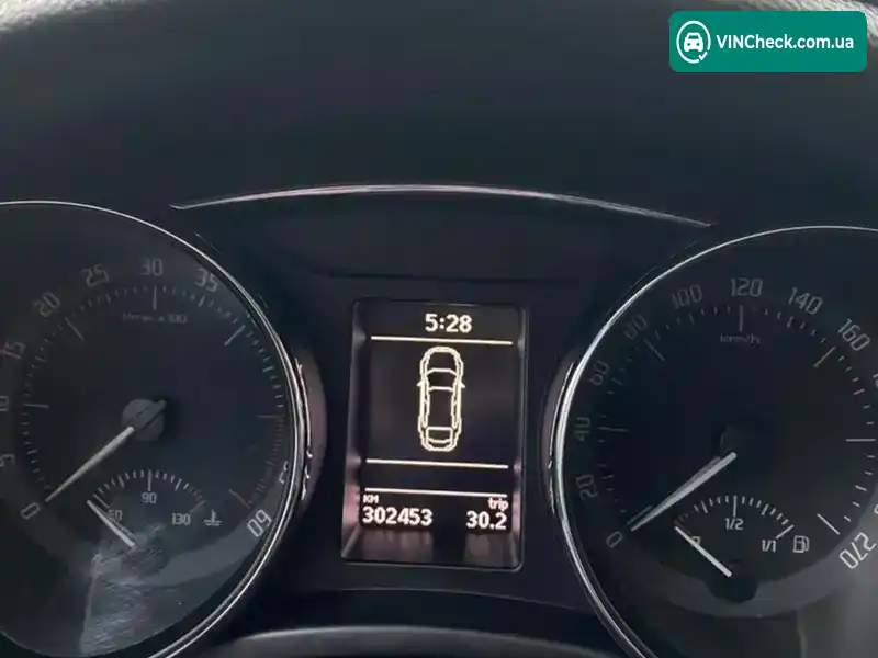 Skoda Superb 2012, фото з оголошення 1 з 20, VIN TMBAJ73T4D9008426
