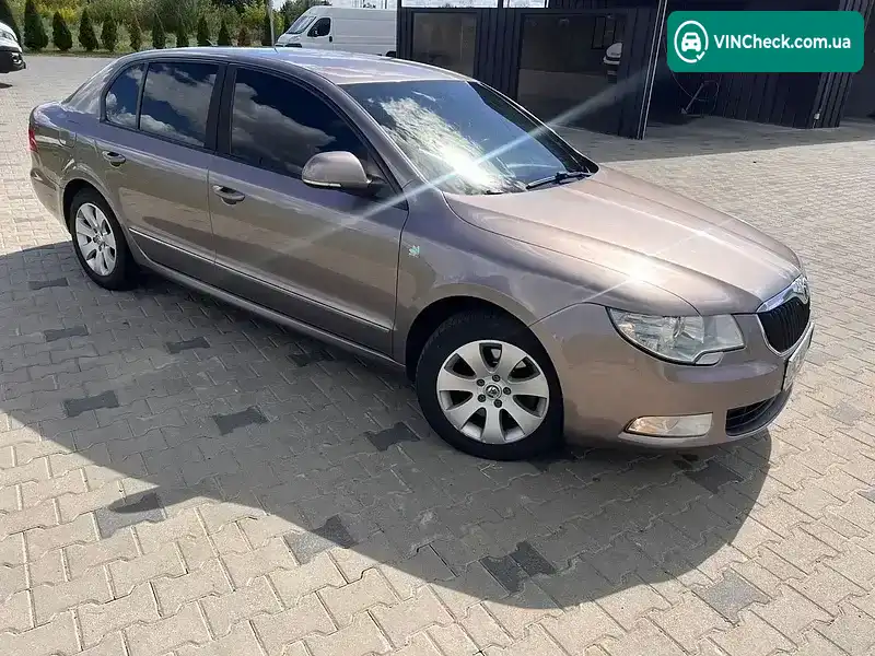 Skoda Superb 2012, фото з оголошення 2 з 20, VIN TMBAJ73T4D9008426