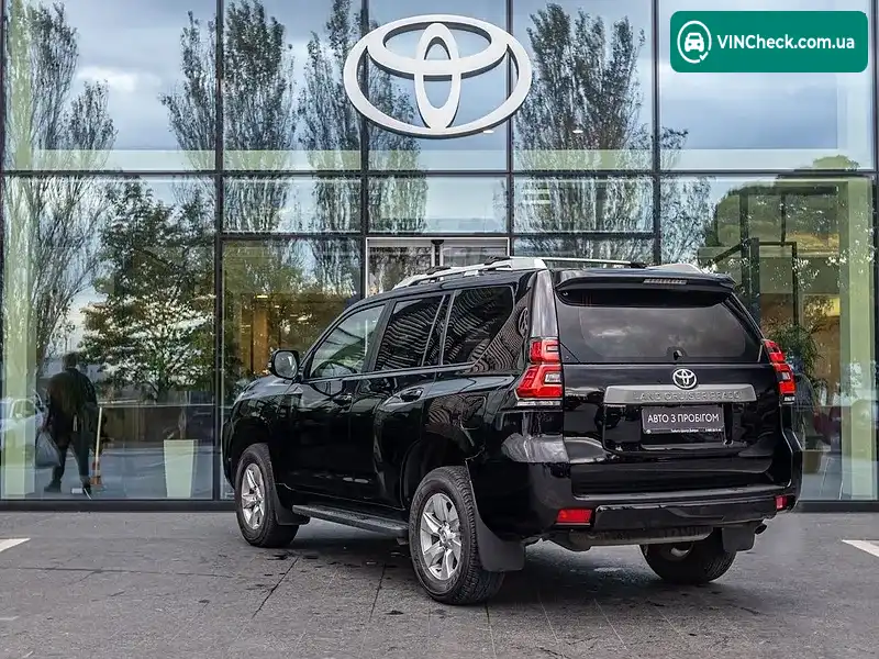 Toyota Land Cruiser Prado 2018, фото з оголошення 2 з 20, VIN JTEBX3FJ405104995