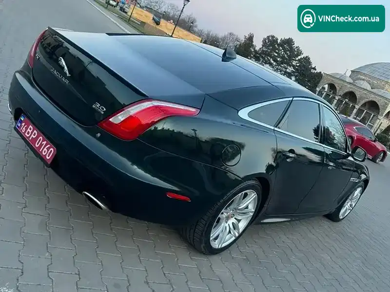 Jaguar XJ 2017, фото з оголошення 2 з 15, VIN SAJWJ1CD9H8W08125