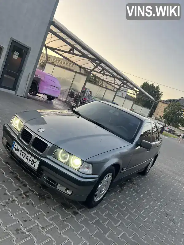 BMW 3 Series 1993, фото з оголошення 1 з 21, VIN WBACA11030AJ43157