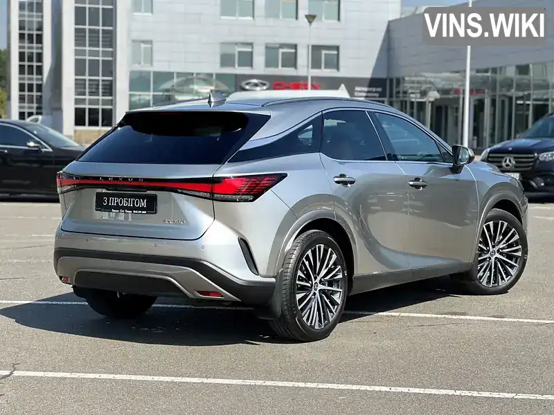 Lexus RX 2023, фото з оголошення 2 з 21, VIN JTJCHBJA902003957