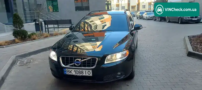 Volvo V70 2011, фото з оголошення 2 з 20, VIN YV1BW5251B1203187