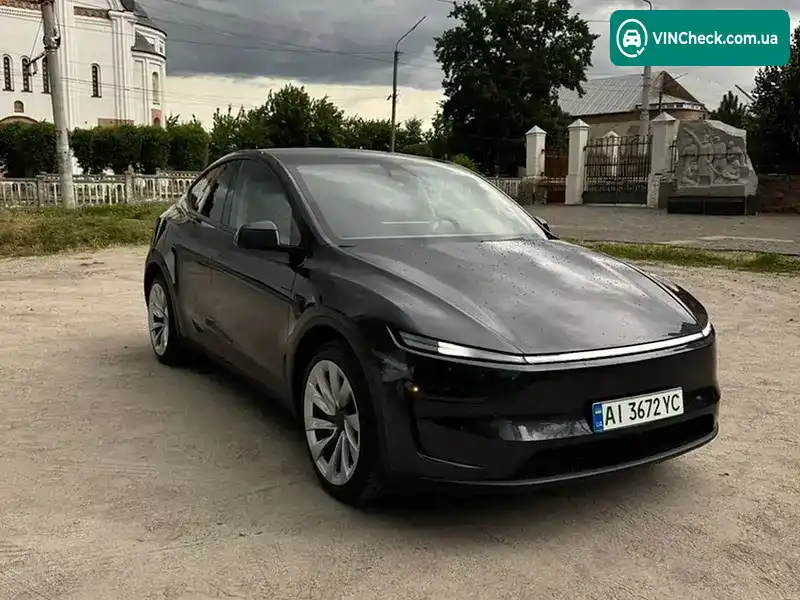 Tesla Model Y 2025, фото з оголошення 2 з 12, VIN 7SAYGDEE5TA464319