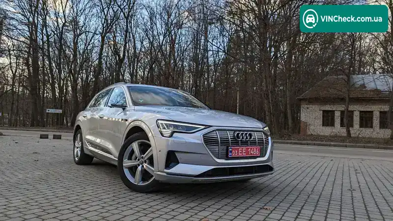 Audi e-tron 2019, фото з оголошення 1 з 20, VIN WAUZZZGE5KB019344